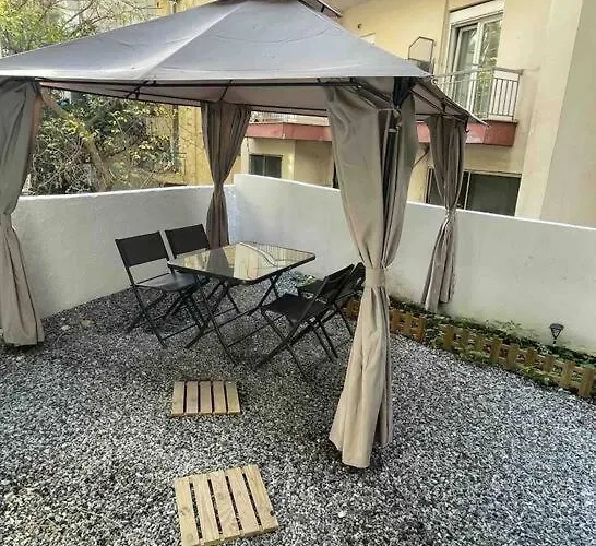 Family With Private Yard Next To Agios Dimitrios Church Apartament Salonic