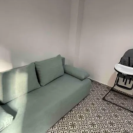 Family With Private Yard Next To Agios Dimitrios Church דירה סלוניקי