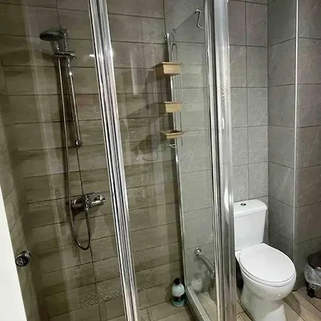 아파트 Family With Private Yard Next To Agios Dimitrios Church *